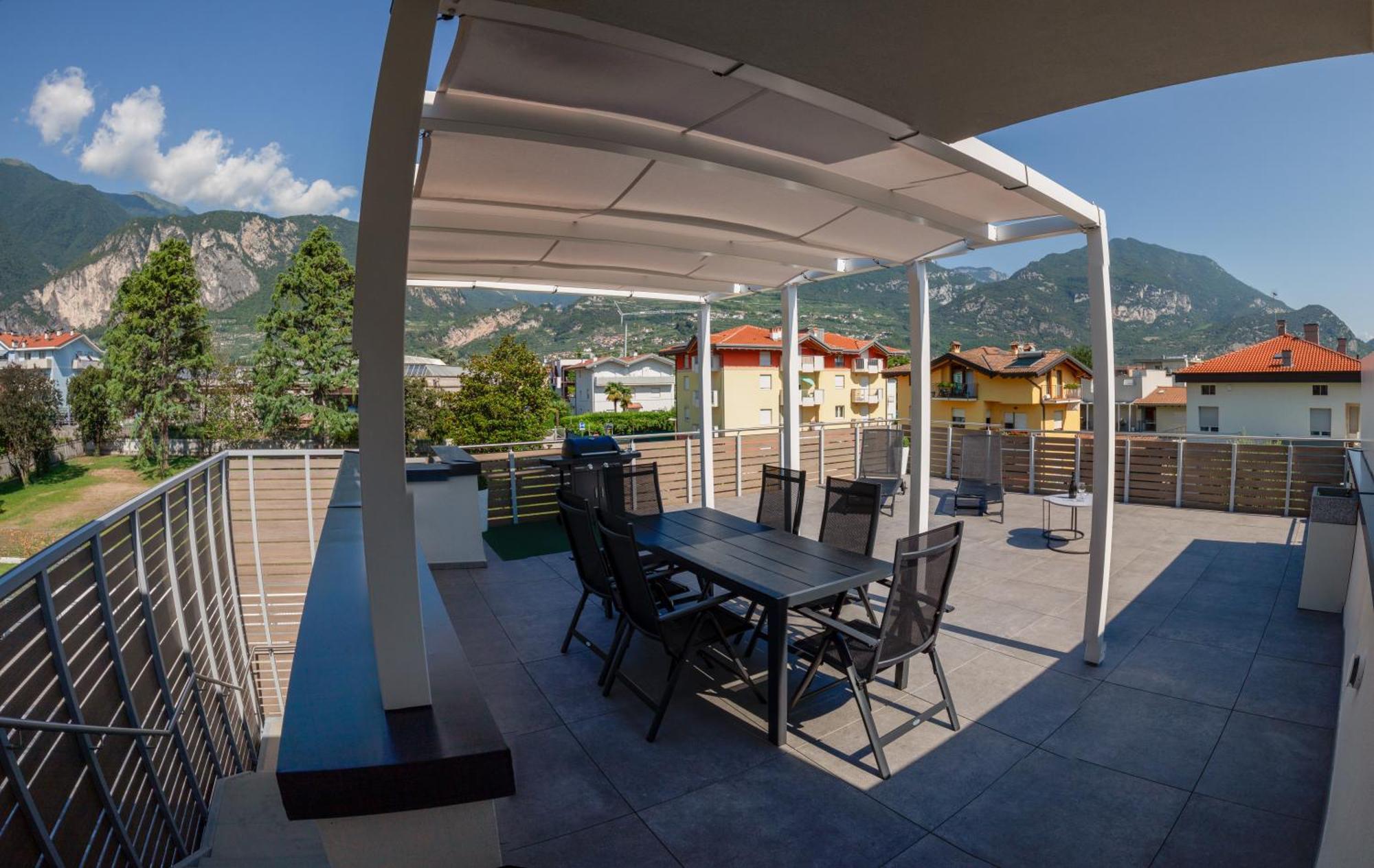 Le Terrazze Living Appartement Riva del Garda Buitenkant foto